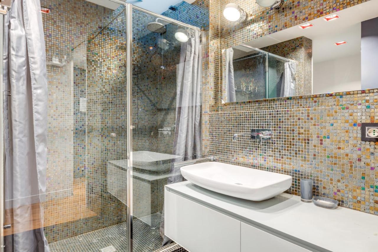 Piazza Santa Croce Design Apartment With Balcony Florence Ngoại thất bức ảnh