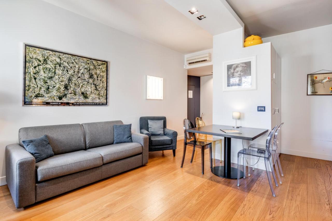 Piazza Santa Croce Design Apartment With Balcony Florence Ngoại thất bức ảnh