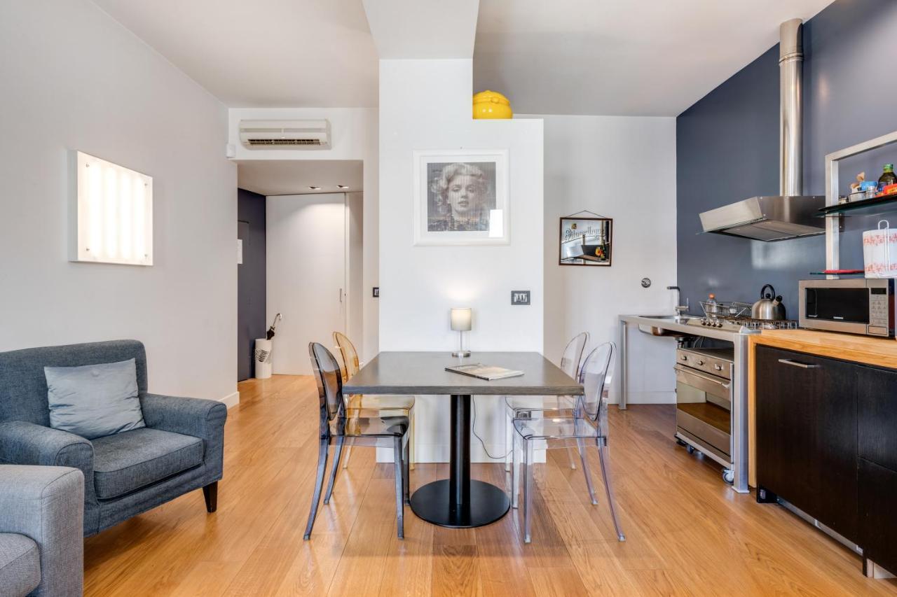 Piazza Santa Croce Design Apartment With Balcony Florence Ngoại thất bức ảnh