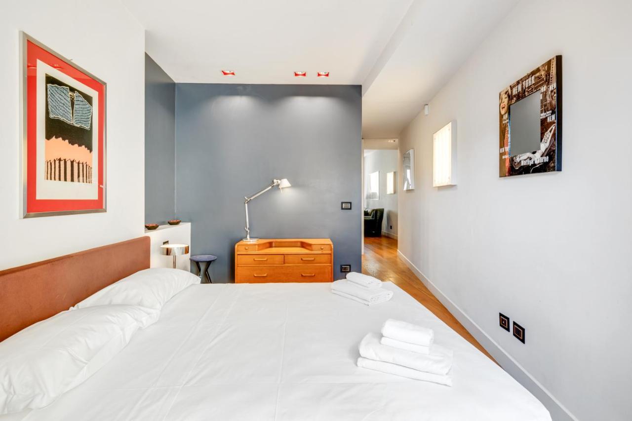 Piazza Santa Croce Design Apartment With Balcony Florence Ngoại thất bức ảnh